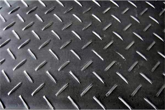 अस्थायी सड़क के लिए Hdpe Uhmwpe 12.7mm प्लास्टिक ग्राउंड प्रोटेक्शन मैट शीट
